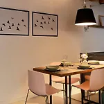 Apartment Sg9